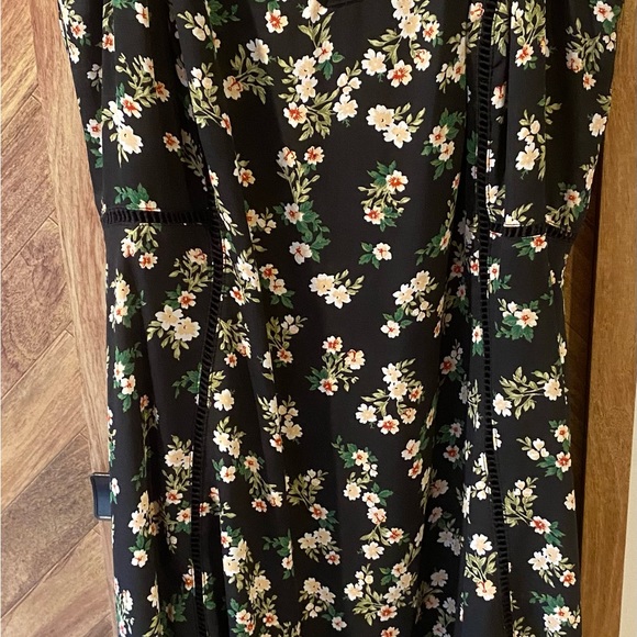 Sundress - Picture 5 of 6